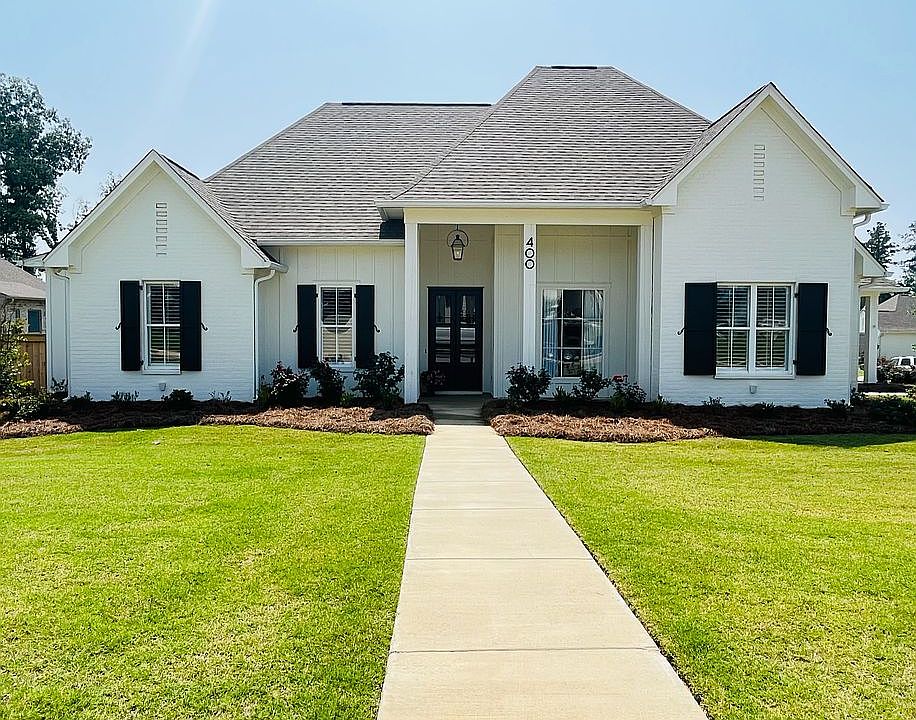 1st image of 400 Crossvine Pl