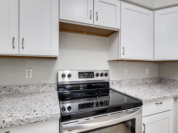5th image of 4618 E Glenhaven Dr