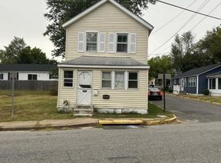 240 N College Ave, Chestertown, MD 21620