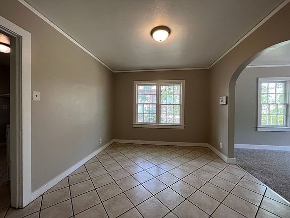 2nd image of 707 N Alameda St
