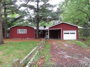 2401 Sharlyn Dr, Urbana, IL 61802