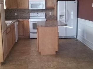 1704 Brooks St, Tazewell, TN 37879