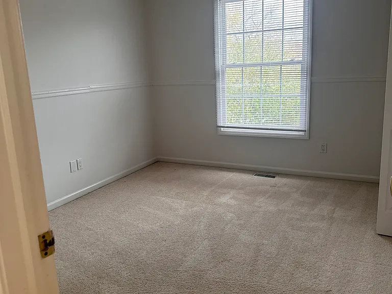 Upstairs main bedroom