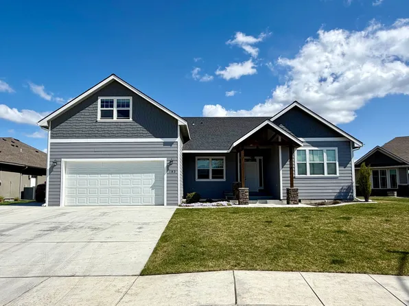 183 Mata Rd, Kennewick, WA 99338