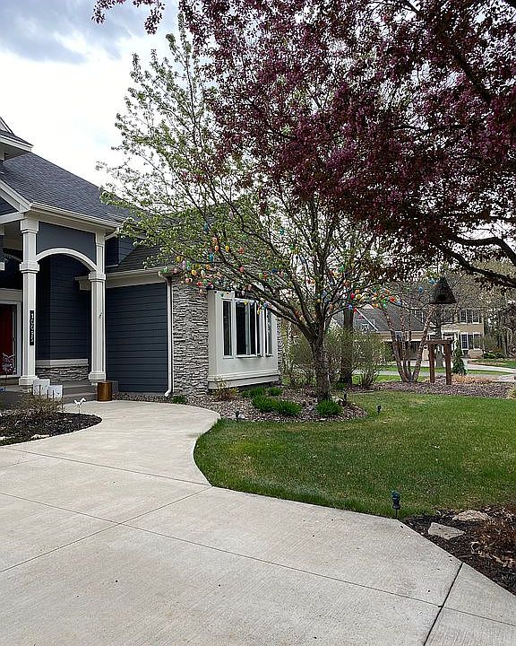 Walkway to main entrance