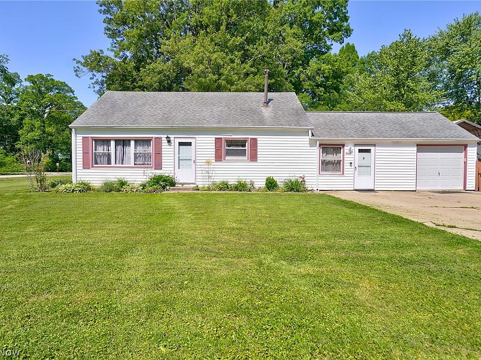 1st image of 9998 Fremont Dr