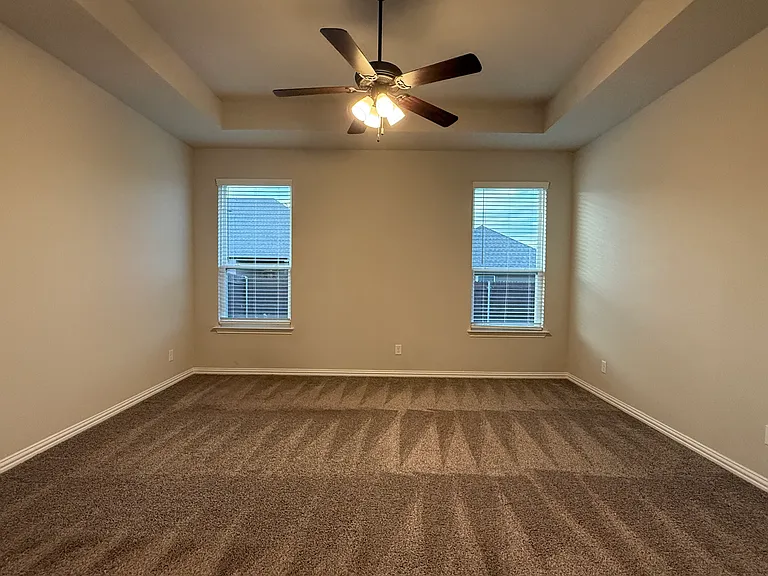 1717 Victoria Dr — Photo 14