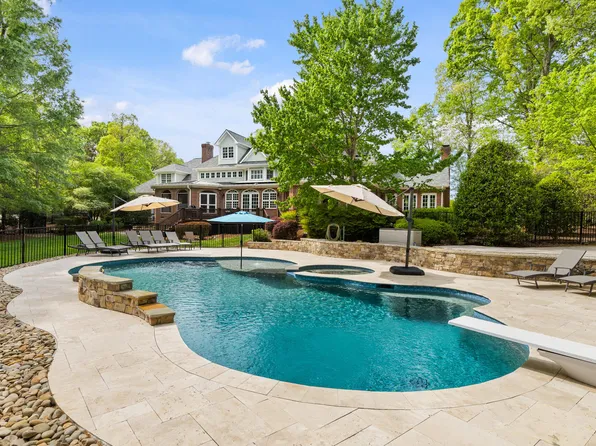 101 Quarry Pl, Chapel Hill, NC 27514
