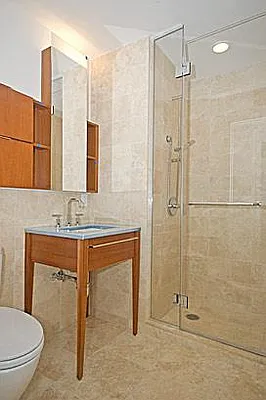 Sold by R New York | media 30