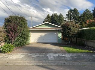 6067 Beechwood Dr, Eureka, CA 95503