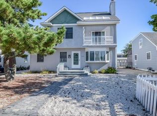 249 N 3rd St, Surf City, NJ 08008