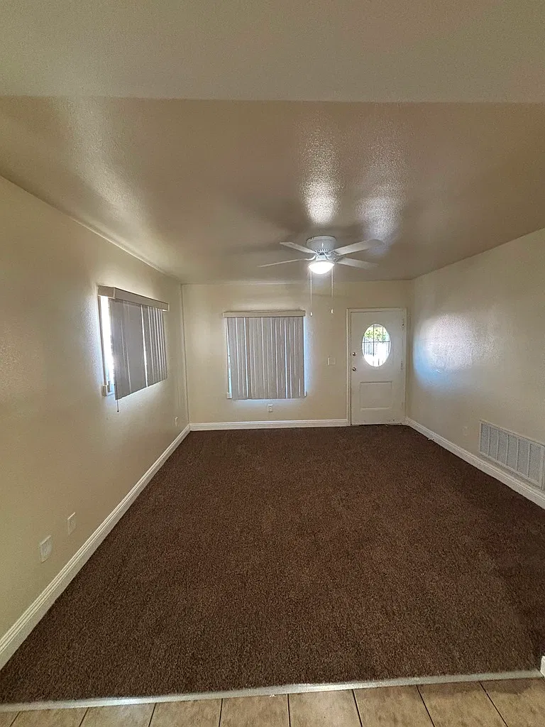 2 bed, 950 sqft, $2,900 — Photo 3