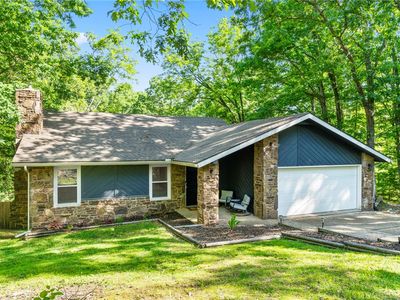 2 Perry Ln, Bella Vista, AR, 72715
