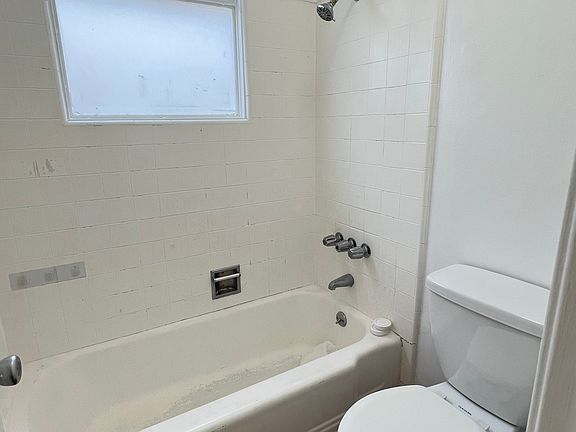 5th image of 244 5th St APT 4