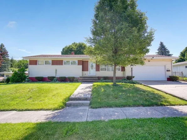 739 Howell Ave, Adrian, MI 49221