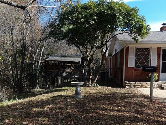 4th image of 325 Glenn Dr