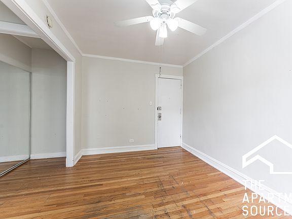 4th image of 3265 W Wrightwood Ave APT 2