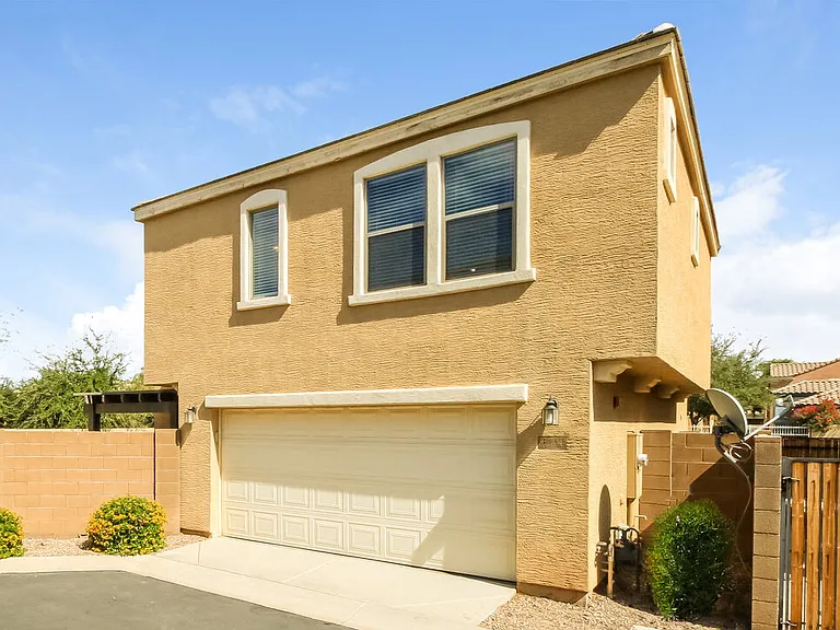 3344 E Franklin Ave — Photo 17