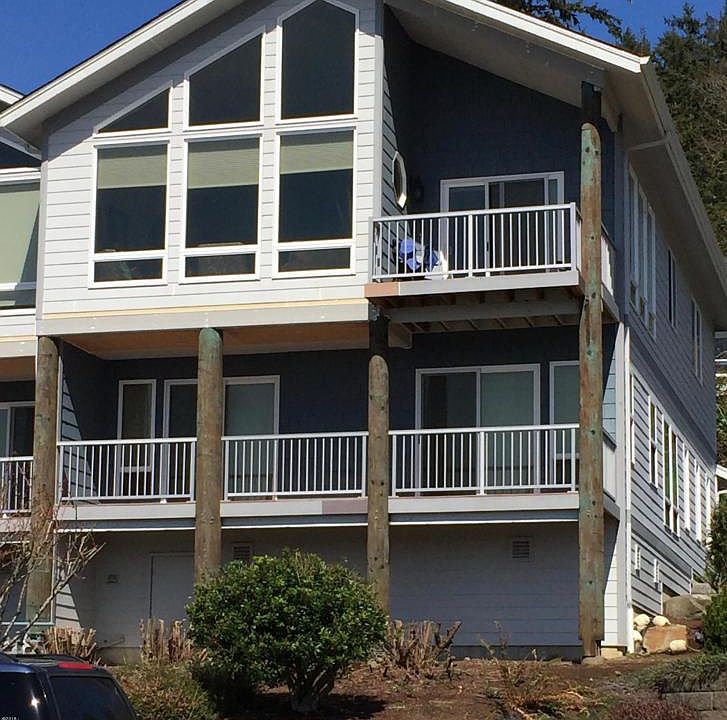 1st image of 445 SE Bay Blvd