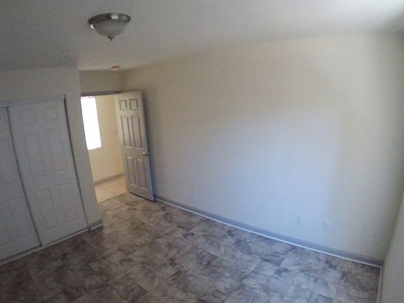 4th image of 1412 E 109th St
