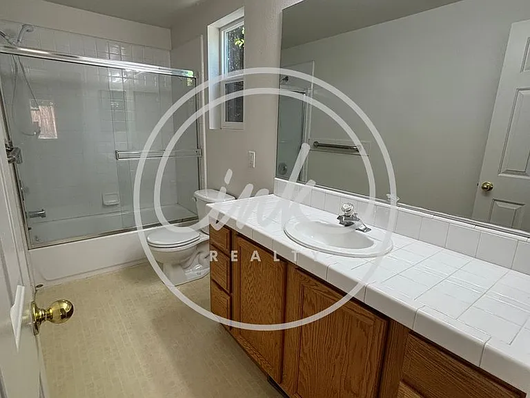 1481 Harvest Ave — Photo 13