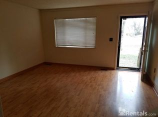 4908 Woodsend Rd, Louisville, KY 40229