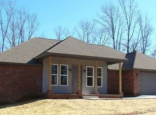 8 Tiree Ln, Bella Vista, AR 72715