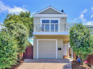 1570 Luxton St, Seaside, CA 93955