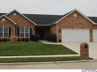 2405 Ben Hogan Dr, Belleville, IL