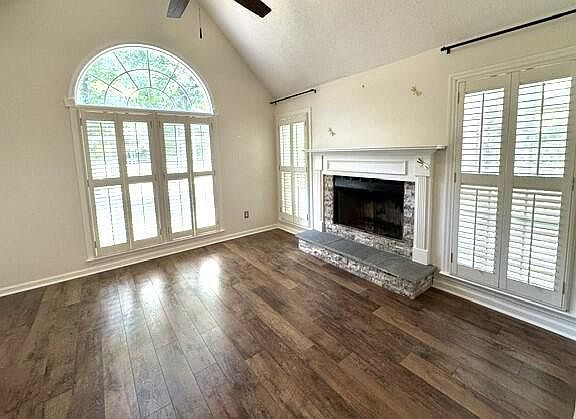 3rd image of 260 Spring Lake Dr