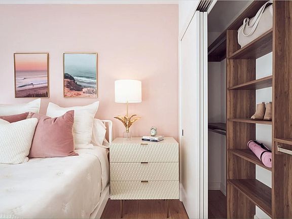 5th image of 333 W Hubbard St #2505
