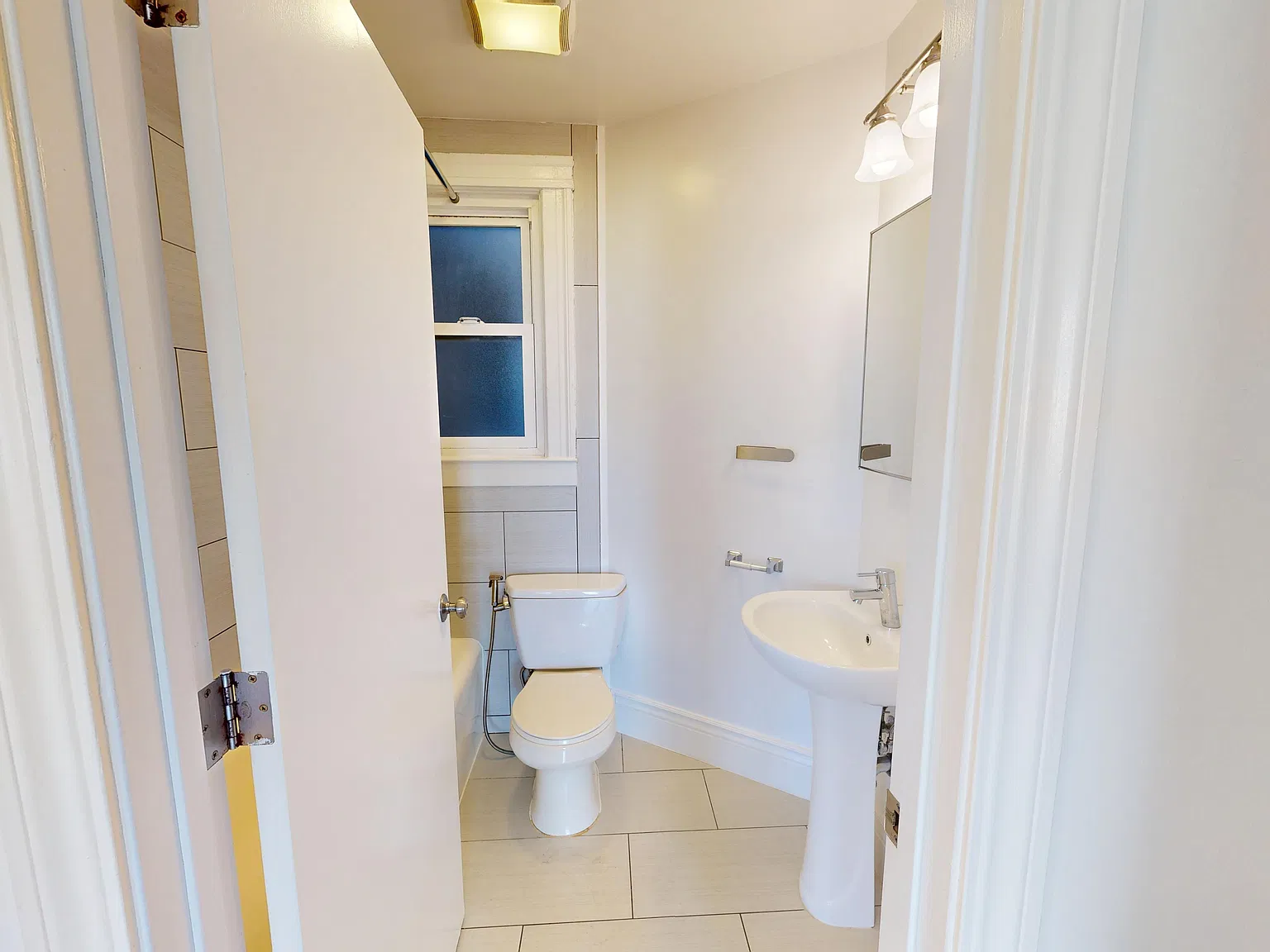 2363 Van Ness Avenue — Photo 4