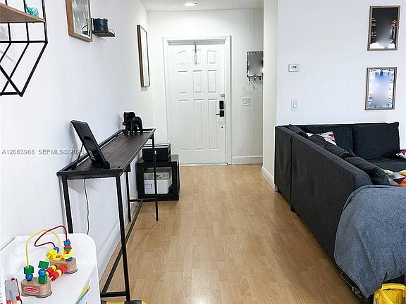 4th image of 15295 SW 45th Ter #G-62