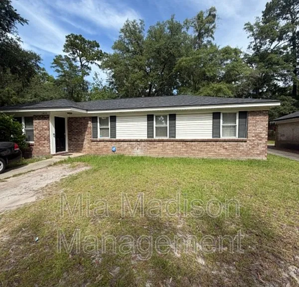 9406 Dunwoody Dr — Photo 1