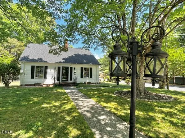 802 Russell Ave, Reidsville, NC 27320