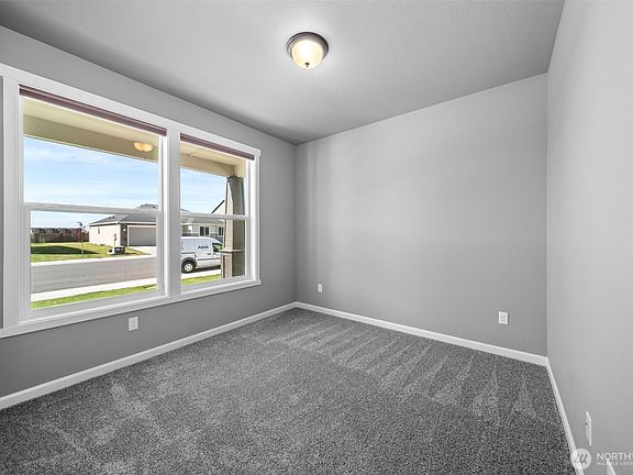 4th image of 719 I Street NE