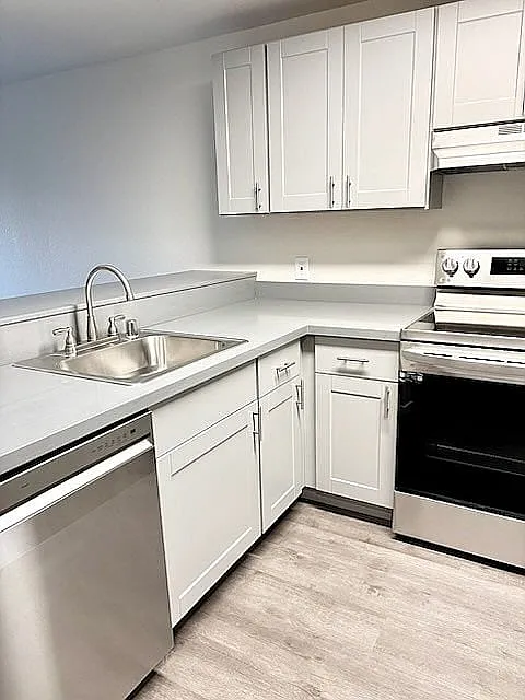 Interior Reno Kitchen 3