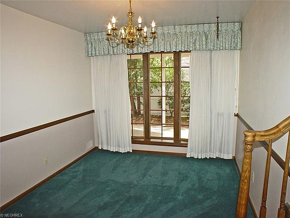 3rd image of 1094 Barone Dr