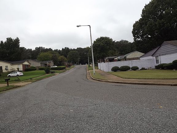 5th image of 4182 Clydesdale Dr