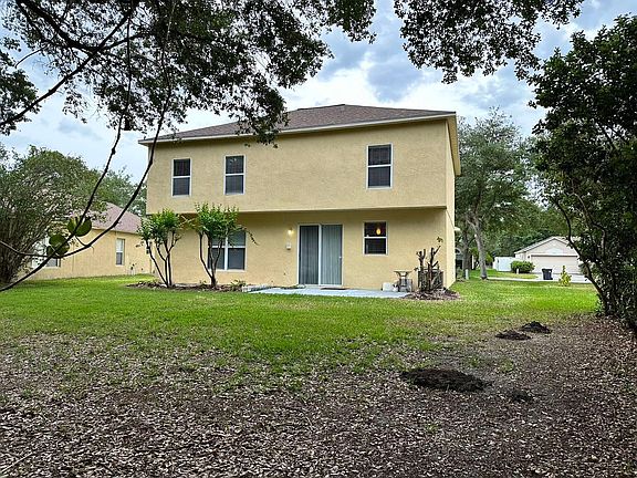 3rd image of 8225 Stockton Way