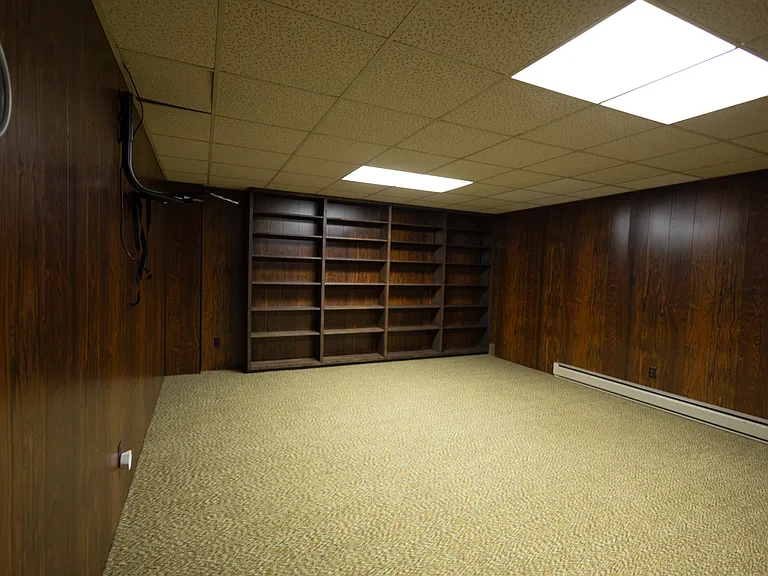 1211 Joliet Rd — Photo 15