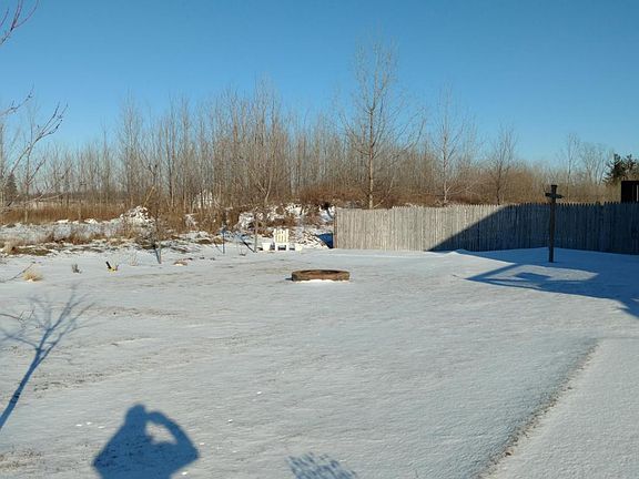 4th image of 282 Lind Ave