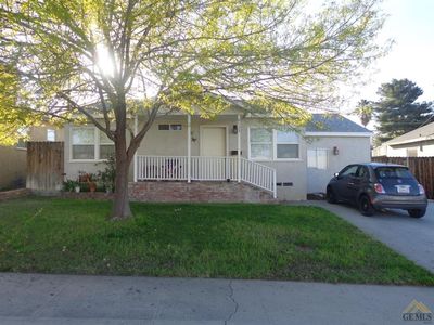 133 Woodlawn Ave, Taft, CA, 93268