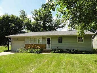 1st image of 102 Ormand Ave N