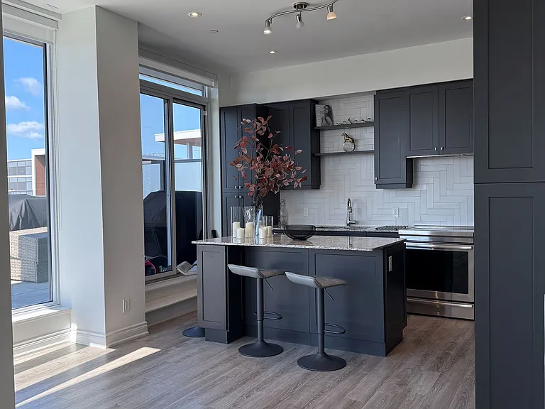9618 Yonge St #Penthouse 5 — Photo 4