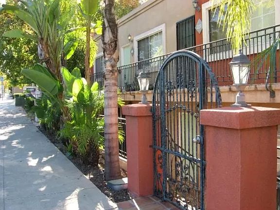 2nd image of 3624 1st Ave #3624