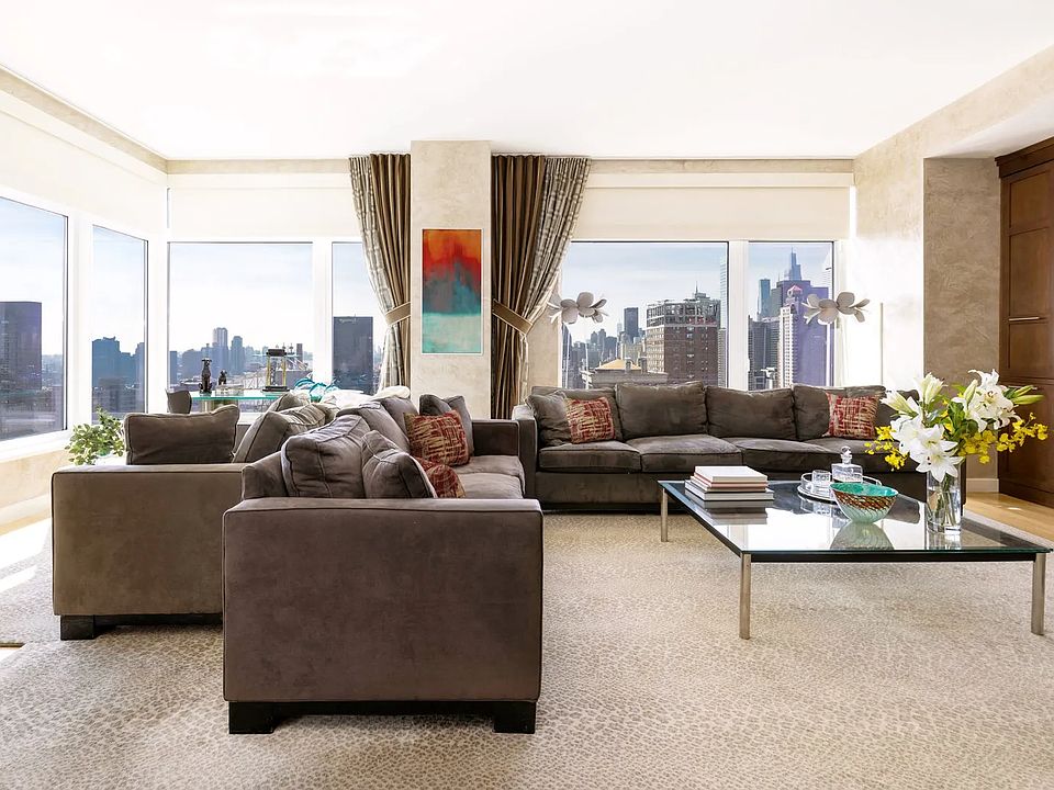 1st image of 400 E 67th St APT 27C