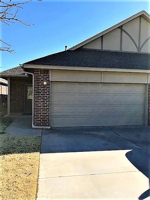 1st image of 13802 Oxford Dr
