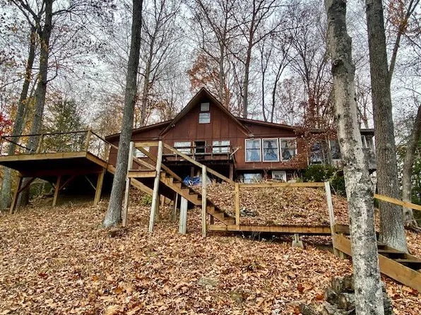 258 Shawnee Ln, Sugar Grove, OH 43155