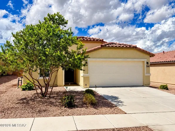 386 S Redwood Loop, Benson, AZ 85602